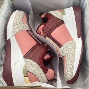 MICHAEL Michael Kors Pink and Red Sneakers with Textured Panels